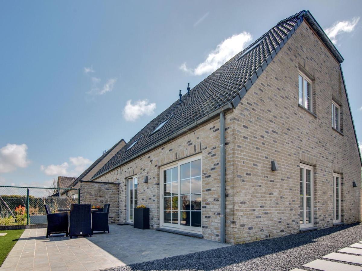 Modern Holiday Home In De Haan With Garden Exteriér fotografie